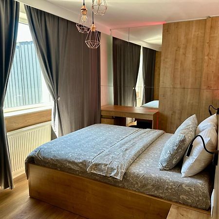 Thome Hoia Jacuzzi Cluj-Napoca Eksteriør billede