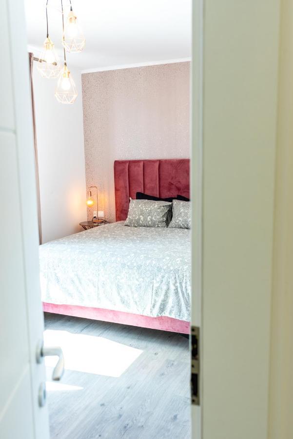 Thome Hoia Jacuzzi Cluj-Napoca Eksteriør billede