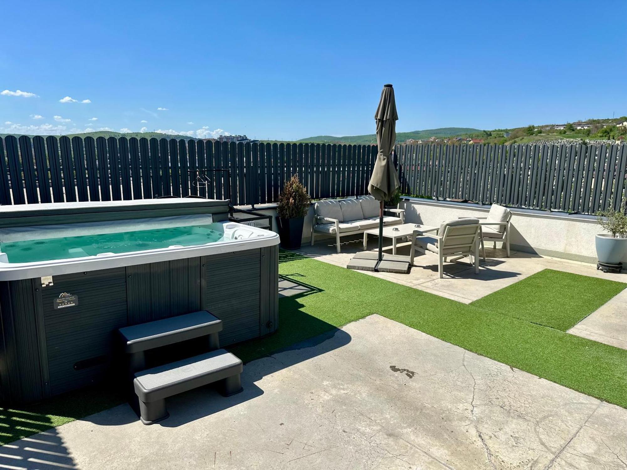 Thome Hoia Jacuzzi Cluj-Napoca Eksteriør billede