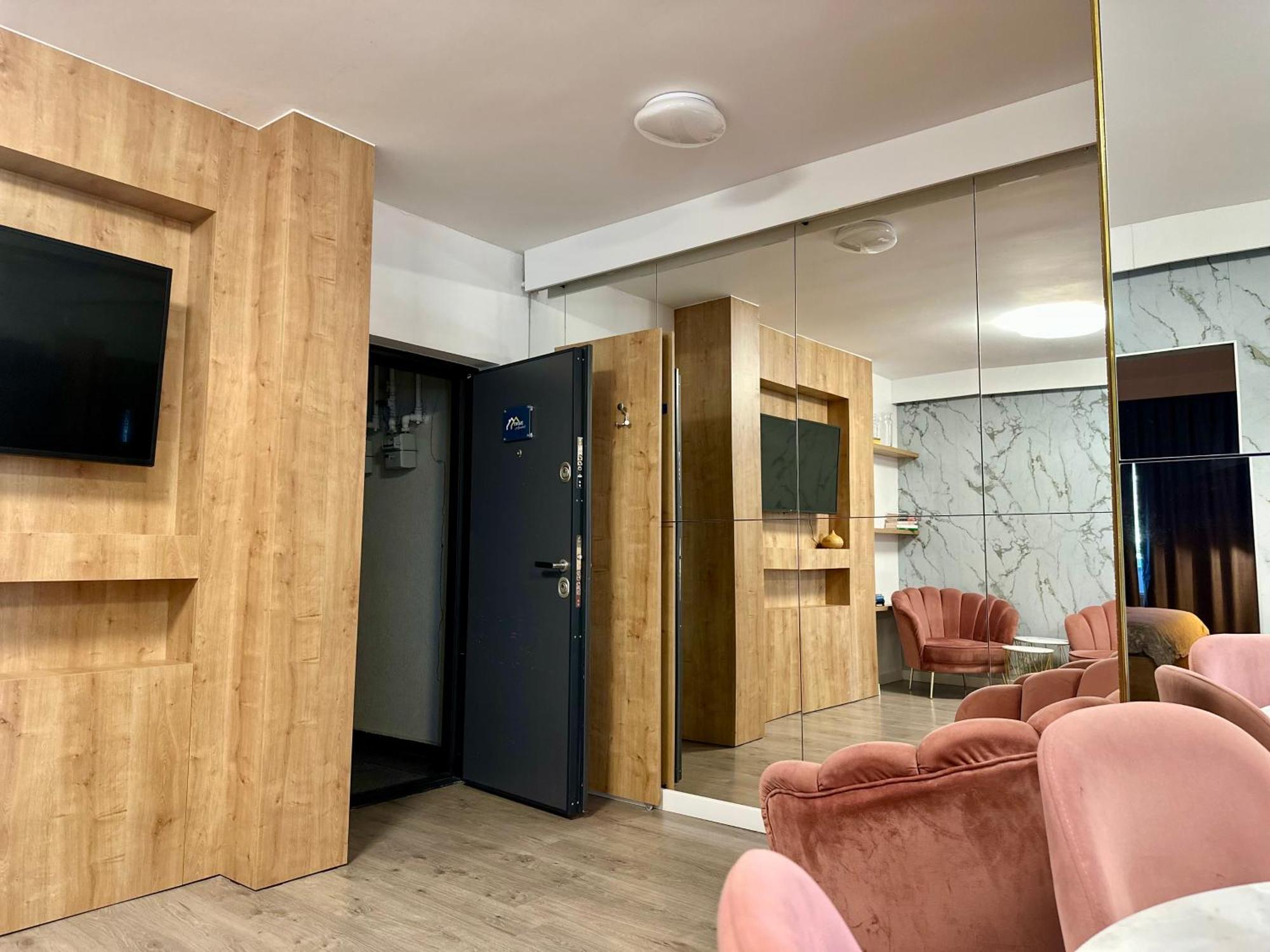 Thome Hoia Jacuzzi Cluj-Napoca Eksteriør billede